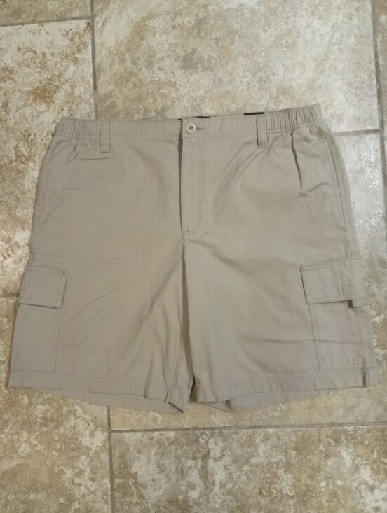 RedHead Other - RedHead Men's Tan Elastic-Waist Cargo Shorts